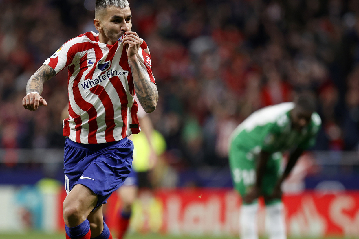 Atltico de Madrid sofre contra Betis, mas arranca vitria em casa nos minutos finais :: ogol.com.br